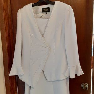 Giovanna Signature white dress suit